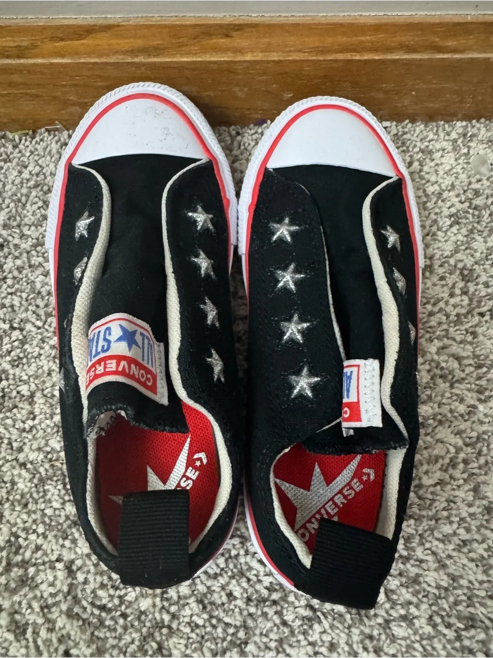 Girls Converse Black Star Slip-On Sneakers with Red Trim Like New Size 11